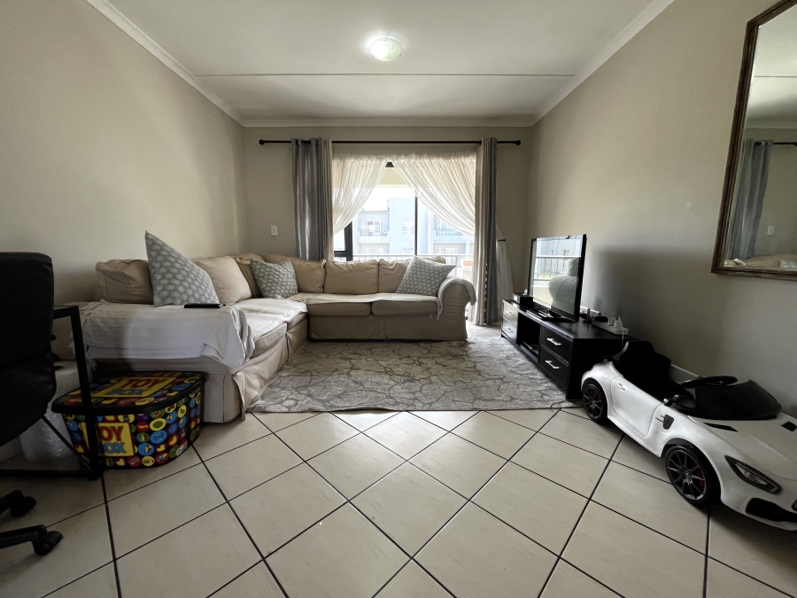 To Let 2 Bedroom Property for Rent in Burgundy Estate Western Cape